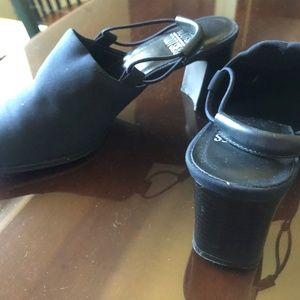 WOMENS SIZE 61/2 MOOTSIES TOOTSIES SHOES